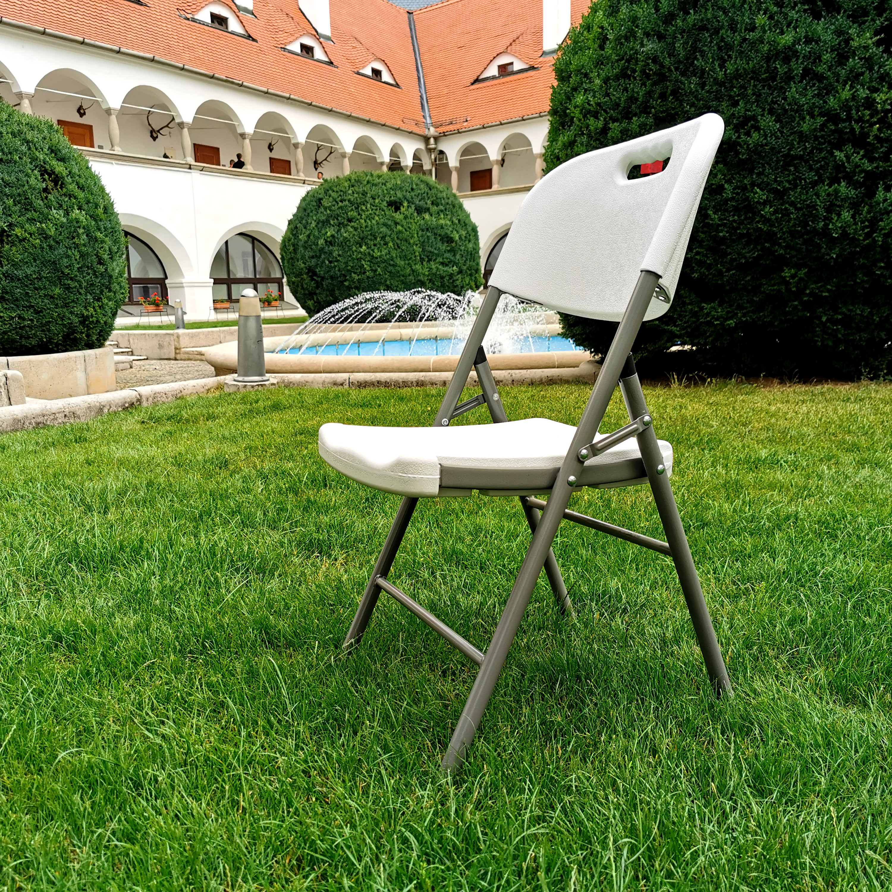 Chaises pliantes en plastique pour les événements